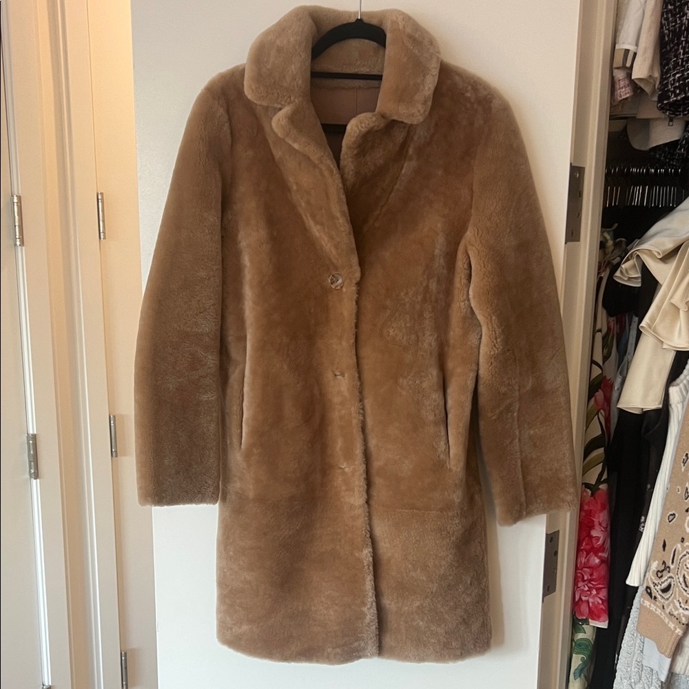 Reversible camel Tan shearling fur Coat